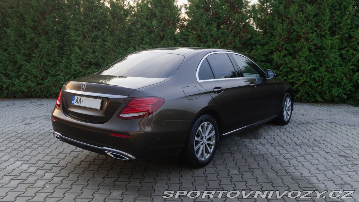 Mercedes-Benz E 220d 2016