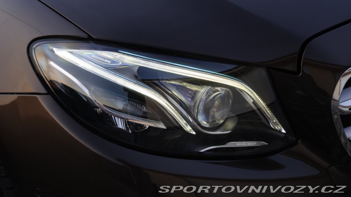 Mercedes-Benz E 220d 2016