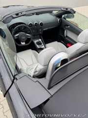 Audi TT RS 2010