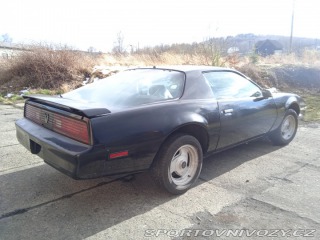 Pontiac Firebird 1984