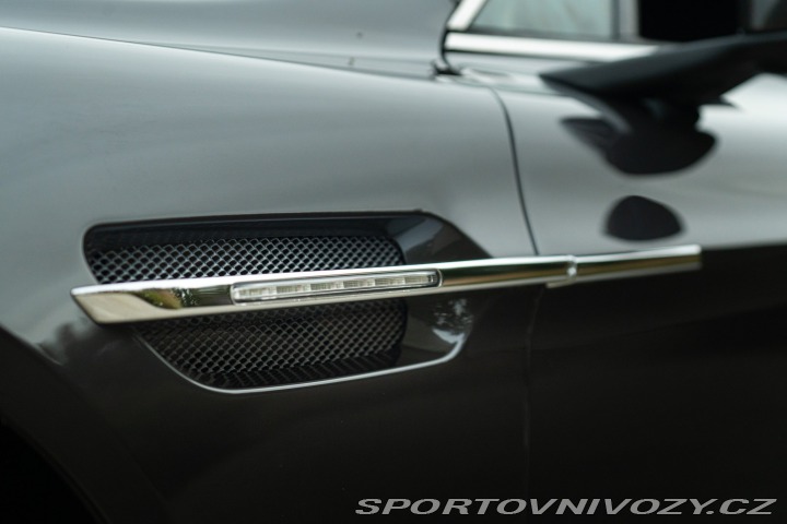 Aston Martin Rapide 2010