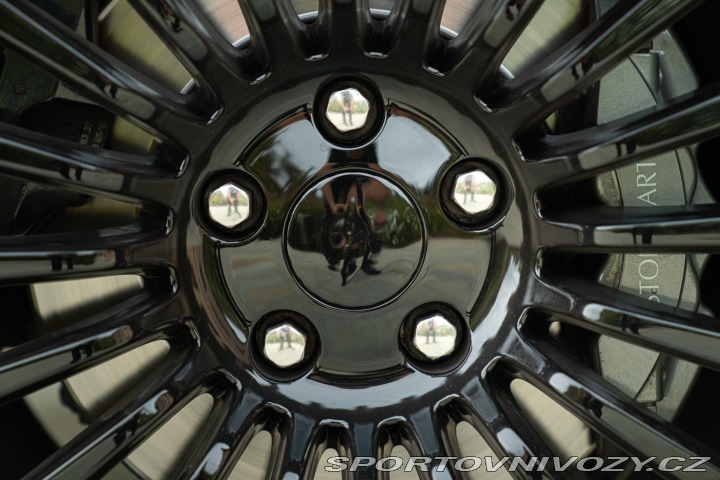 Aston Martin Rapide 2010