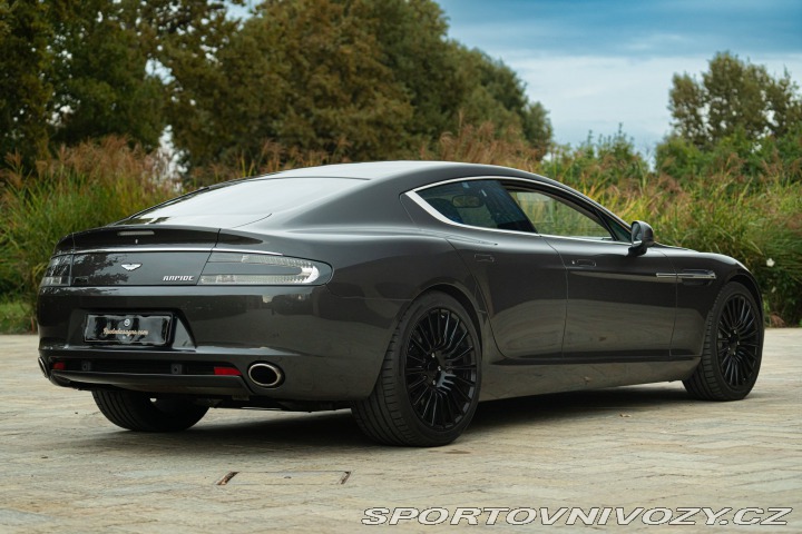 Aston Martin Rapide 2010