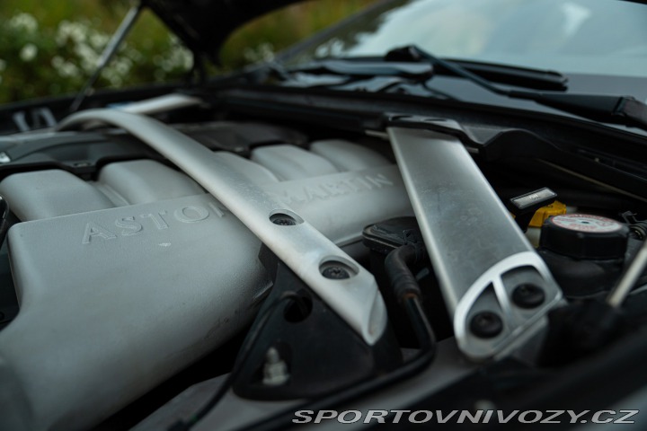 Aston Martin Rapide 2010
