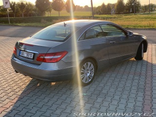 Mercedes-Benz E C207