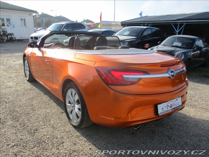 Opel Cascada 1,6 TURBO Cosmo LED 2013