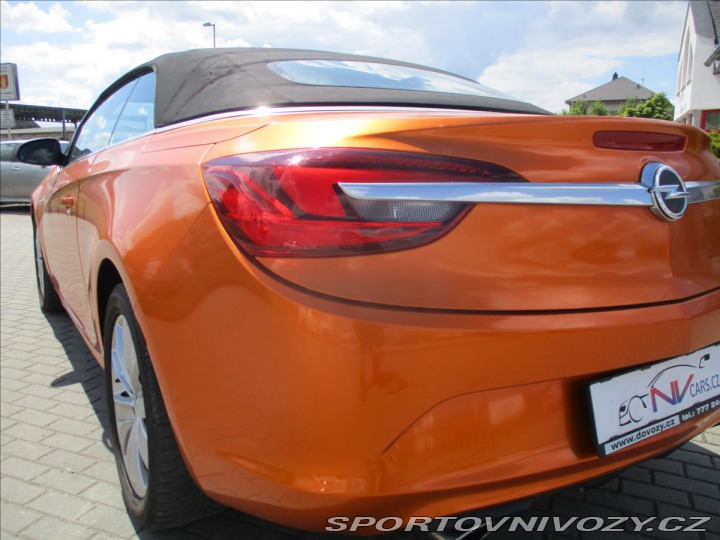 Opel Cascada 1,6 TURBO 125kw Cosmo LED 2013