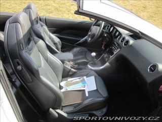 Peugeot 308 1,6 CC 16V THP 156k GT od 2010