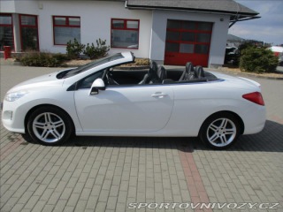 Peugeot 308 1,6 CC 16V THP 156k GT od 2010