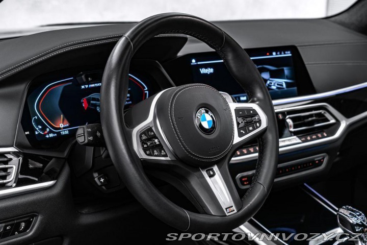 BMW X7 M50i xDrive Individual Pa 2021