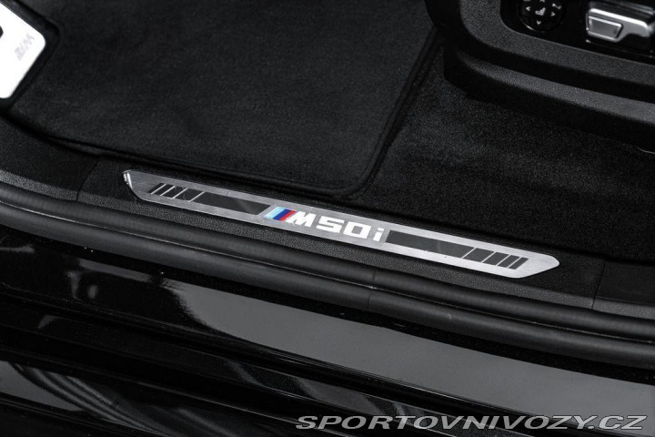 BMW X7 M50i xDrive Individual Pa 2021