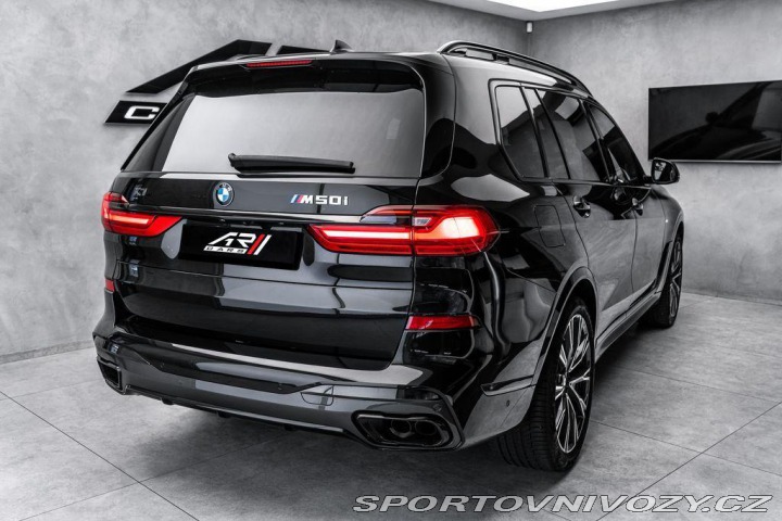BMW X7 M50i xDrive Individual Pa 2021