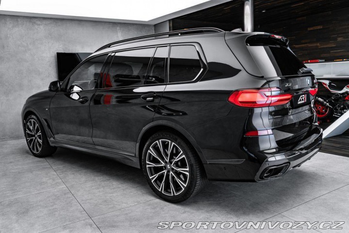 BMW X7 M50i xDrive Individual Pa 2021