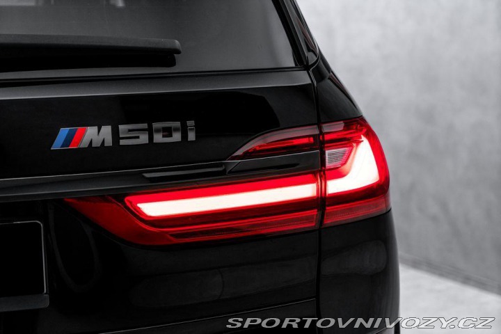 BMW X7 M50i xDrive Individual Pa 2021