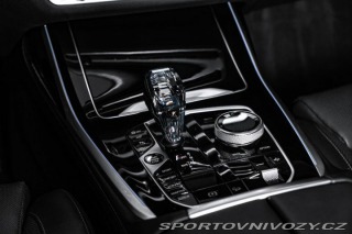 BMW X7 M50i xDrive Individual Pa 2021