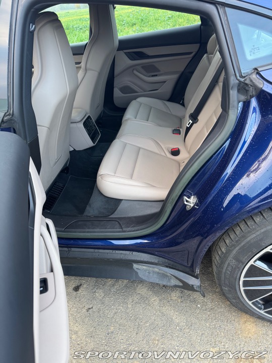 Porsche Taycan Taycan plus 2023