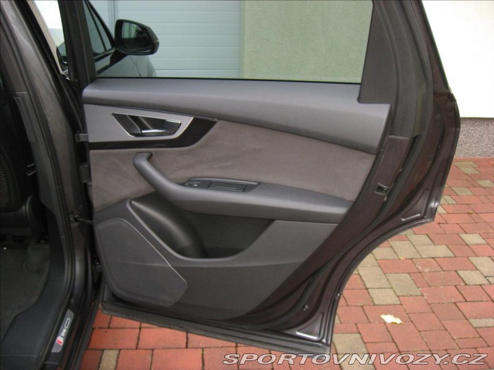Audi Ostatní modely Q7 3,0 TDI 272PS S-Line A/T 2016