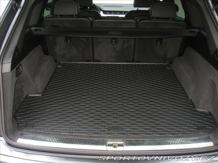 Audi Ostatní modely Q7 3,0 TDI 272PS S-Line A/T 2016