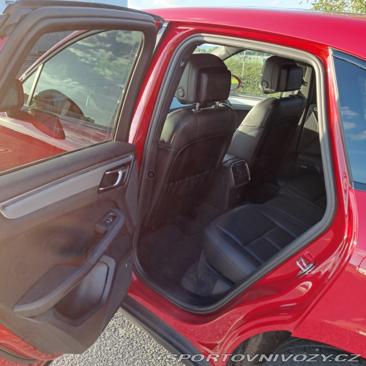 Porsche Macan Macan S 2021