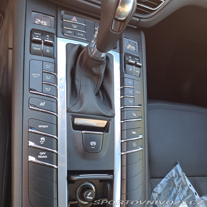 Porsche Macan Macan S 2021