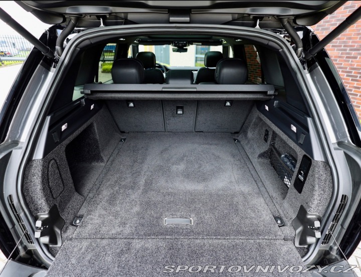 Ostatní značky Ostatní modely Land Rover Range Rover P510e HSE *Panoráma*Clea 2022
