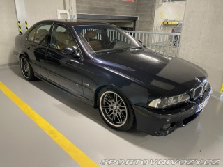 BMW M5  1999