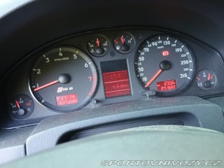 Audi RS6 2002