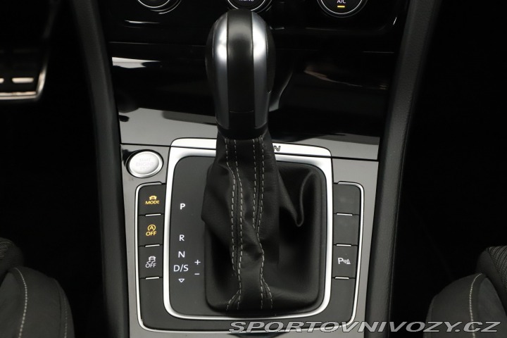 Volkswagen Golf R-Line 2.0 TSI R 2020