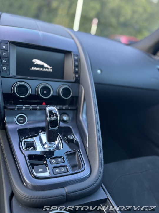 Jaguar F-Type V6, R-Dynamic 2017
