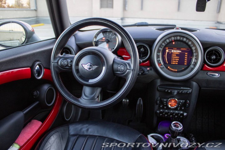 Mini Cooper John Cooper Works Coupé 2012