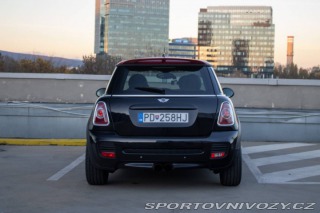 Mini Cooper John Cooper Works  Coupé 2012