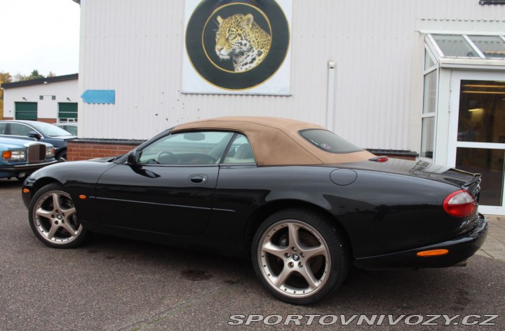 Jaguar XKR Convertible 2000