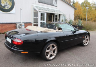 Jaguar XKR Convertible 2000
