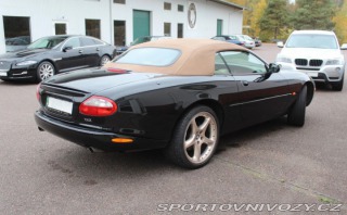 Jaguar XKR Convertible 2000