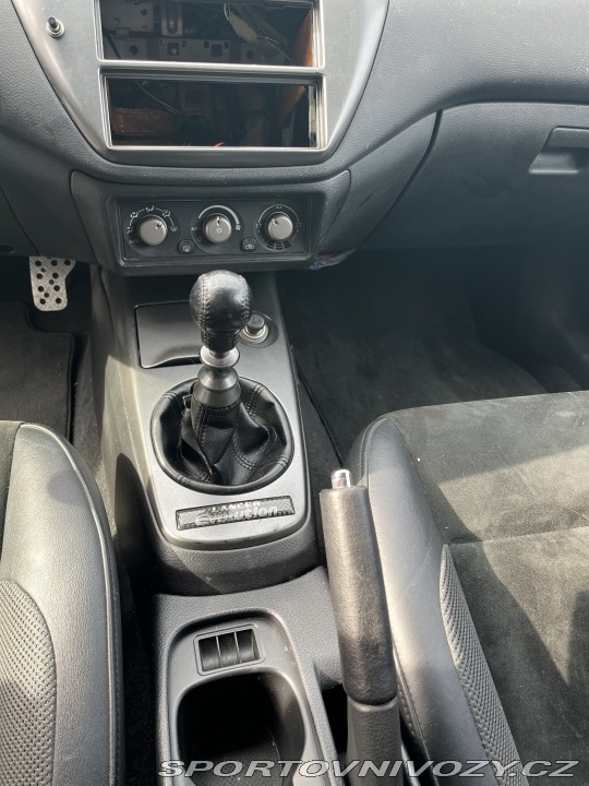 Mitsubishi Lancer EVO Lancer Evolution 2001