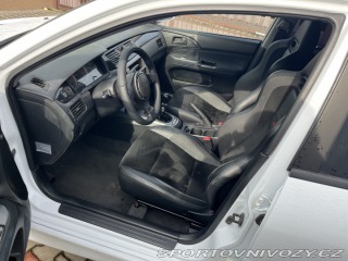 Mitsubishi Lancer EVO Lancer Evolution 2001