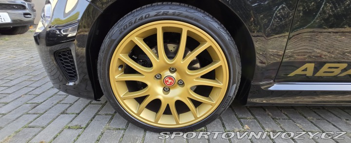 Abarth 595 Scorpioneoro 2021