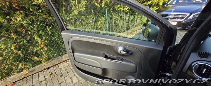 Abarth 595 Scorpioneoro 2021
