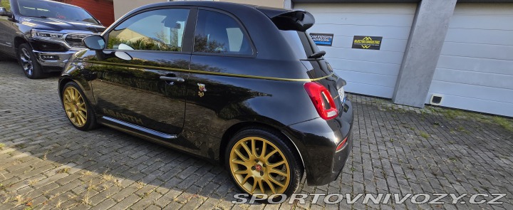 Abarth 595 Scorpioneoro 2021