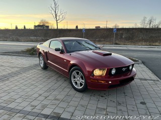 Ford Mustang GT 4.6 v8, 224kw