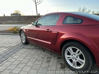 Ford Mustang GT 4.6 v8, 224kw 2007