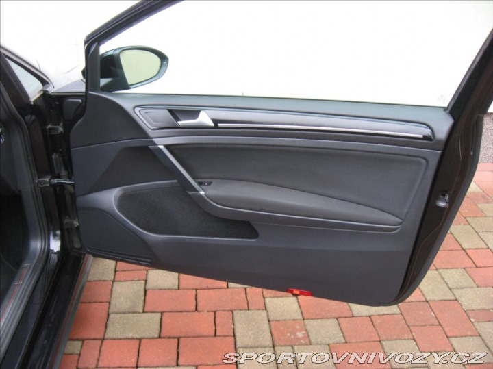 Volkswagen Golf 2,0 TSI 220PS VII GTI M/ 2013
