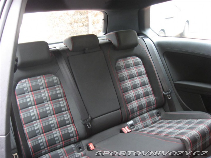 Volkswagen Golf 2,0 TSI 220PS VII GTI M/ 2013