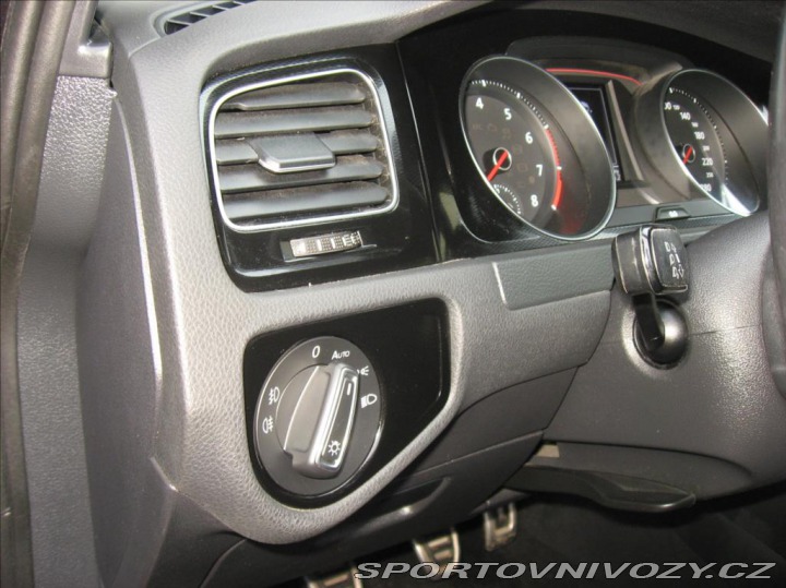 Volkswagen Golf 2,0 TSI 220PS VII GTI M/ 2013