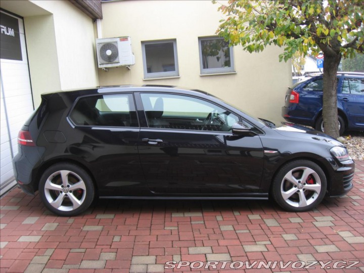Volkswagen Golf 2,0 TSI 220PS VII GTI M/ 2013