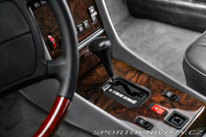 Mercedes-Benz SL 1986
