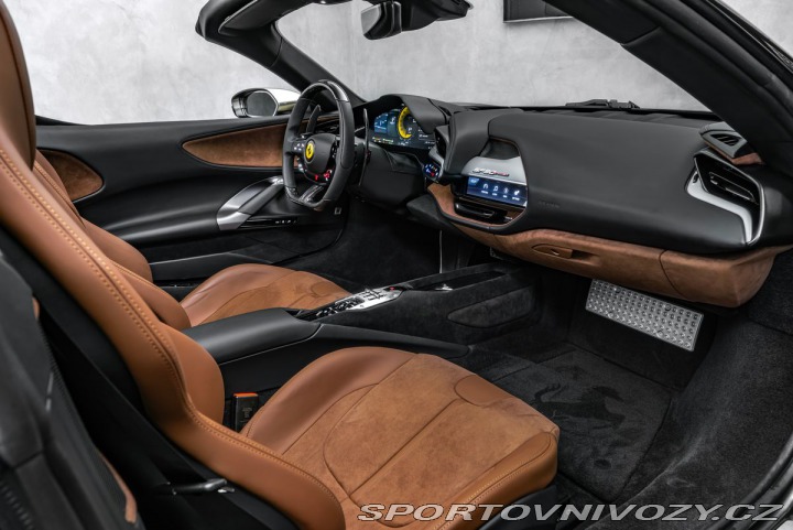 Ferrari SF90 Spider 2024