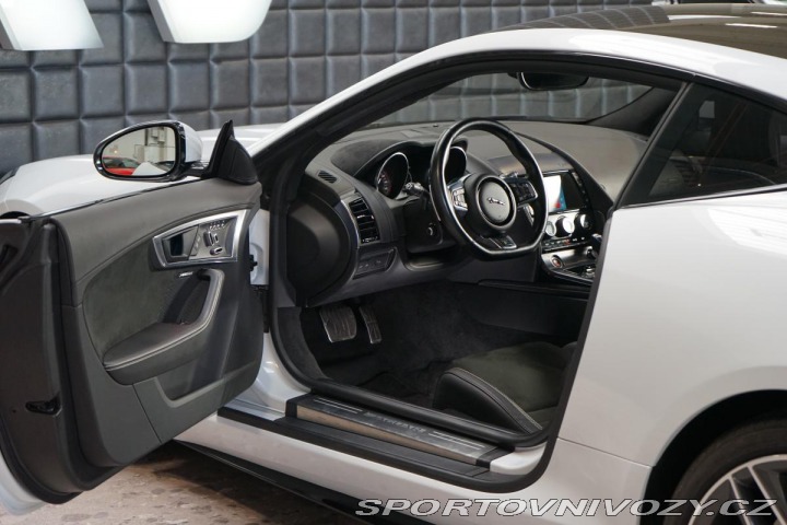 Jaguar F-Type R 5.0 V8 405kW AWD Carbon 2017