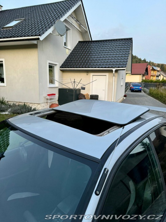 Subaru Impreza 2000