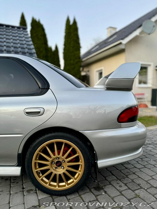 Subaru Impreza 2000